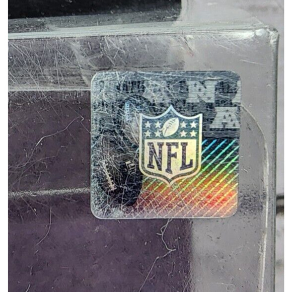 NFL Baltimore Ravens 3 Way Diztracto Fidget Spinnerz w/Team Logo in Orig. Pkg. - Picture 4 of 4